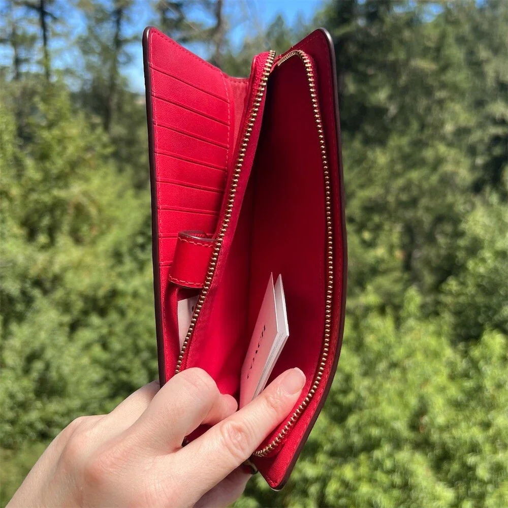 COACH Bifold Wallet Red Smooth Leather Wallet with Gold Hardware AUTHENTIC